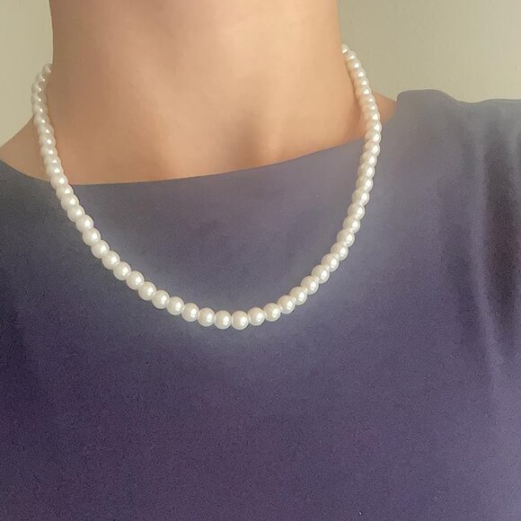 Neiman Marcus 6MM Wedding Round Imitation Pearl Necklace - Picture 6 of 6
